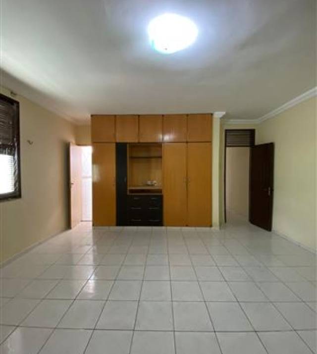 WhatsApp Image 2025-10-08 at 08.12.08 2.jpeg